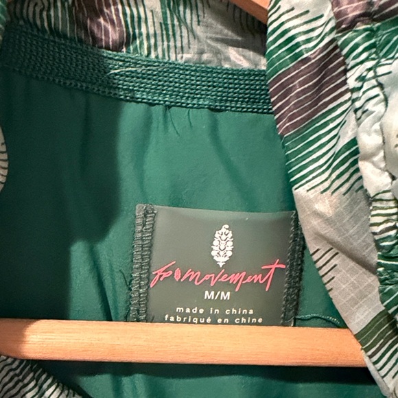 Free people FP movement Scrunchy Glossy Printed Pippa Packable Puffer Jacket M - Picture 10 of 12